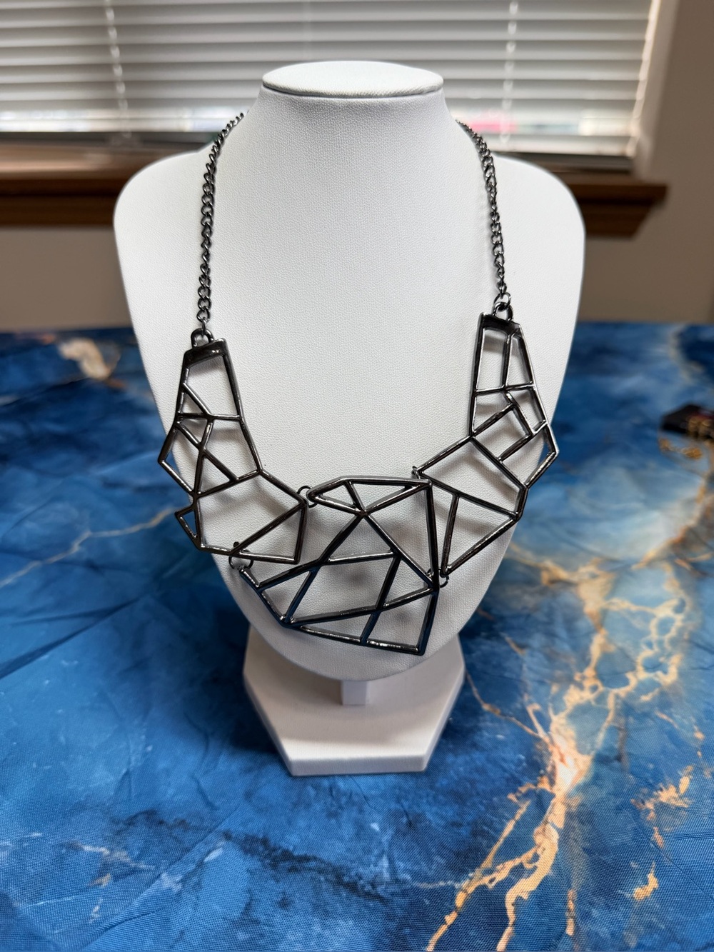 World Shattering Necklace and Earring set!